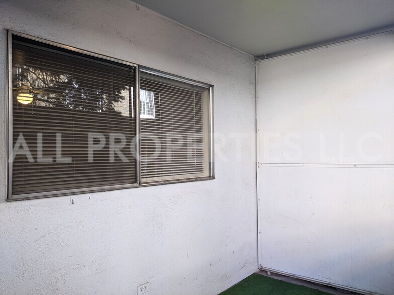 Building Photo - 1200 N Emerson St