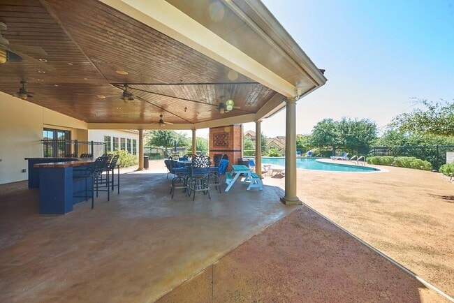 Building Photo - 11812 Mira Vista Way