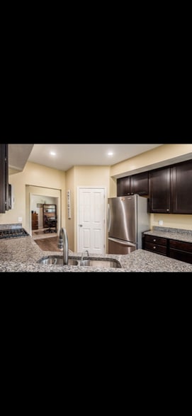 Building Photo - 5884 Bluestone Wy