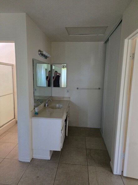 Building Photo - 8778 Lomita Dr