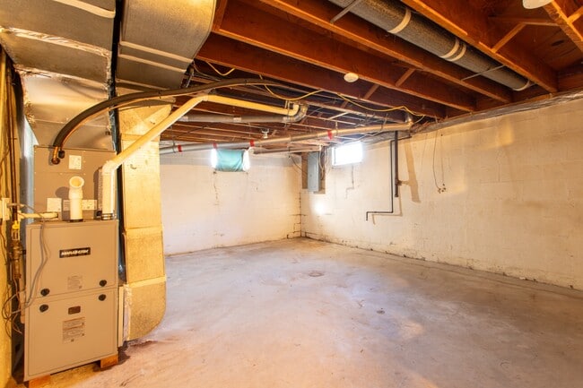 Building Photo - 1722 Washington Blvd