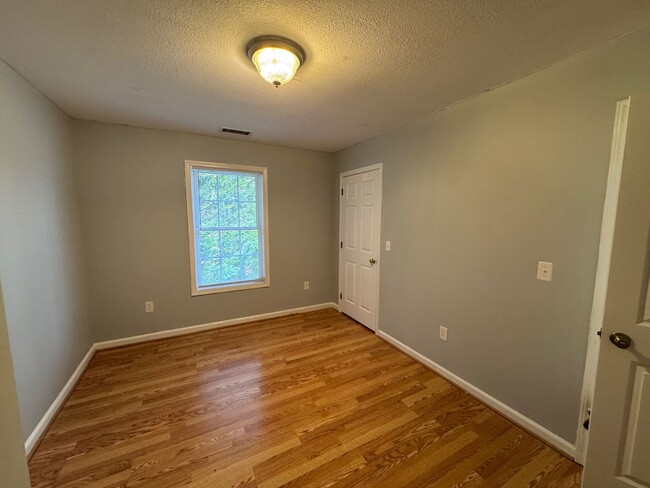 Building Photo - West AVL - Lovely Three Bedroom, 2.5 Bath,...