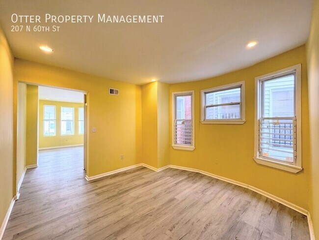 Building Photo - 207 N 60th St