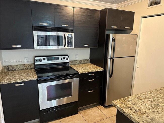 Building Photo - 4221 W McNab Rd