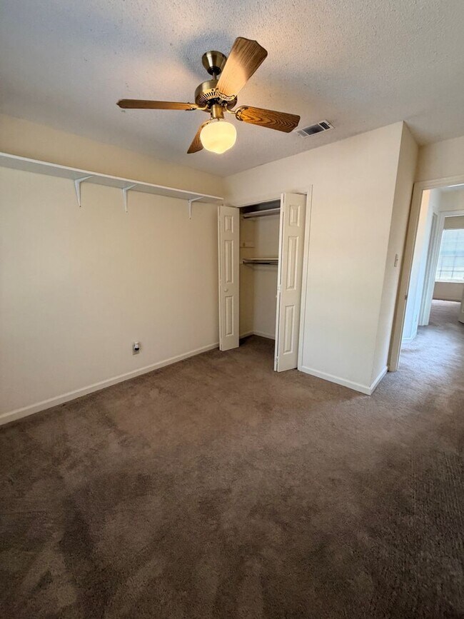Building Photo - 1225 Mathis Rd