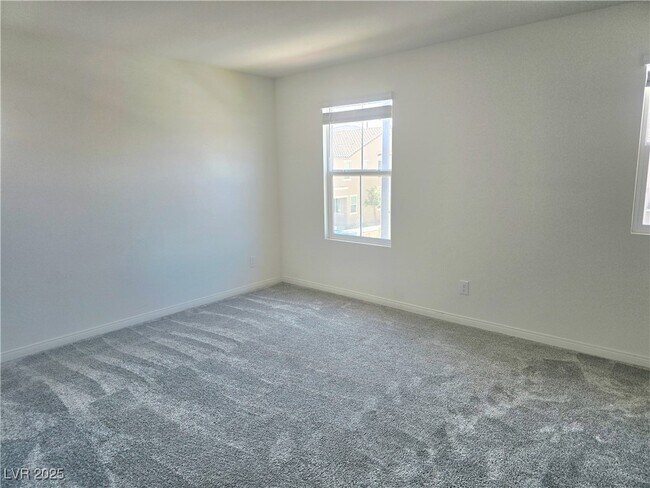 Building Photo - 2406 Bellinzona Pl