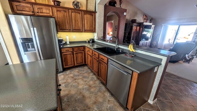 Building Photo - 39019 S Moonwood Dr