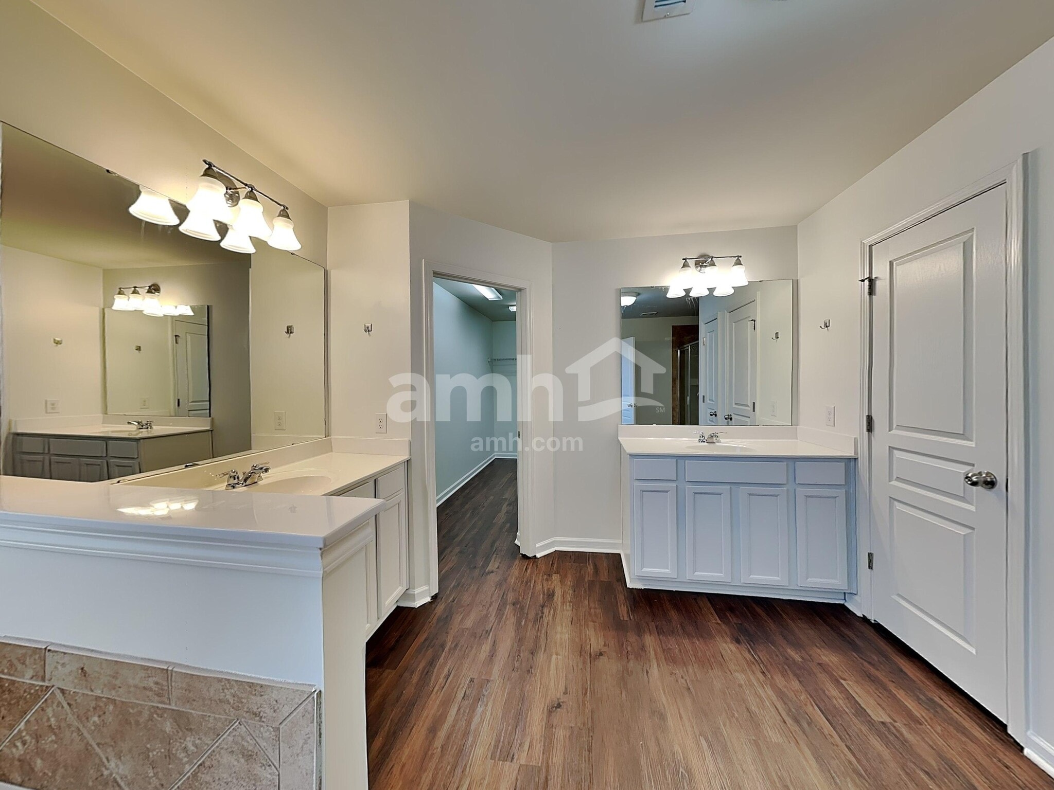 Building Photo - 1505 Ridge Haven Rd