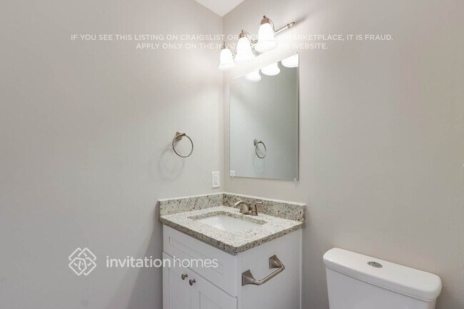 Building Photo - 6186 Pinewood Dr SE