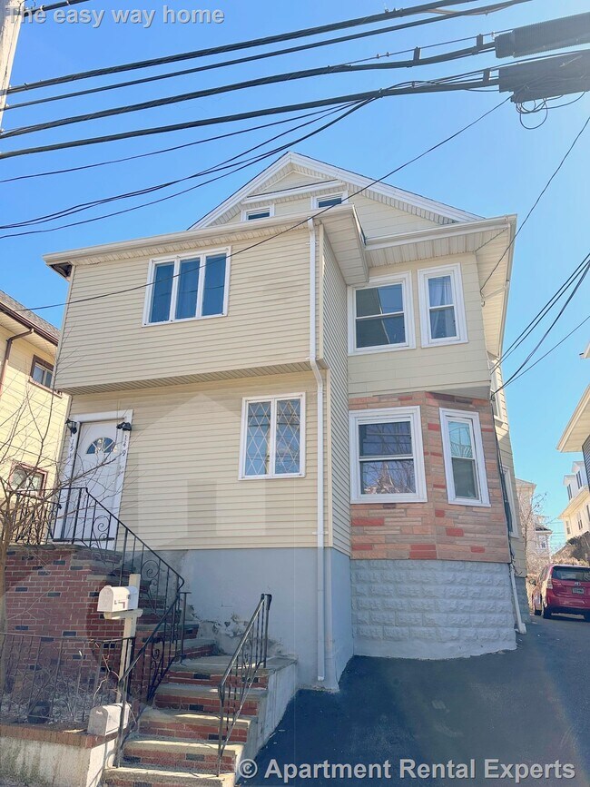 Building Photo - 149 North St