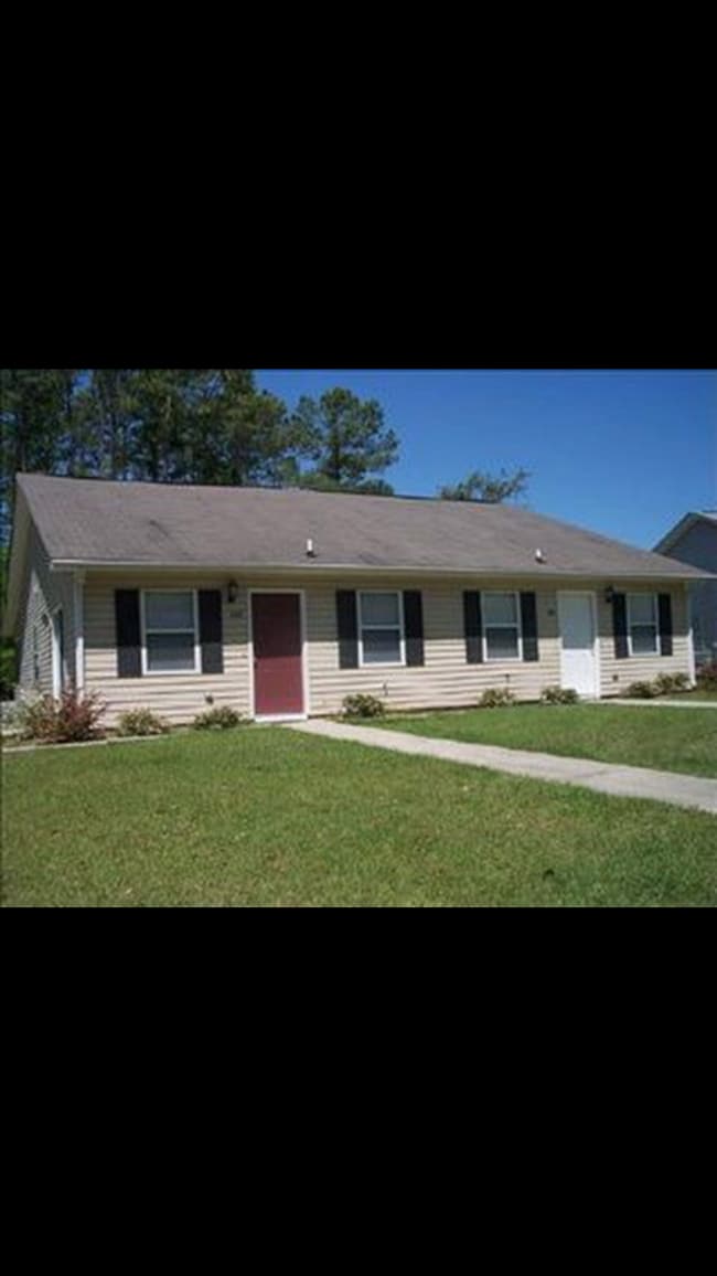 Building Photo - 142 E Lakemont Dr