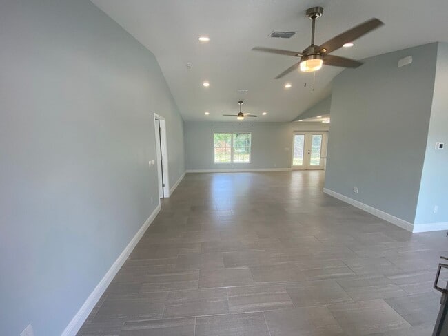 Building Photo - Beautiful, Newer Constructed, Unfurnished, Family Friendly, ANNUAL LEASE In Summerfield