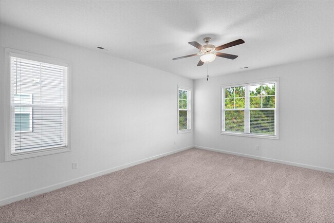 Building Photo - 502 Shallotte Ln