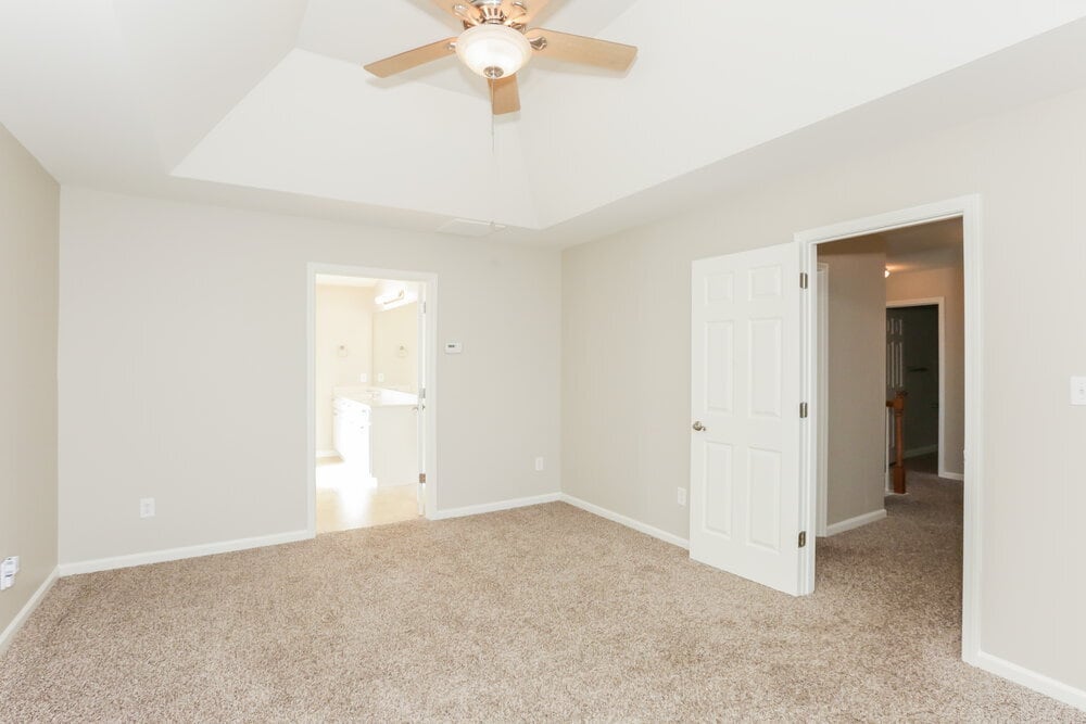 Building Photo - 6415 Glenolden Dr