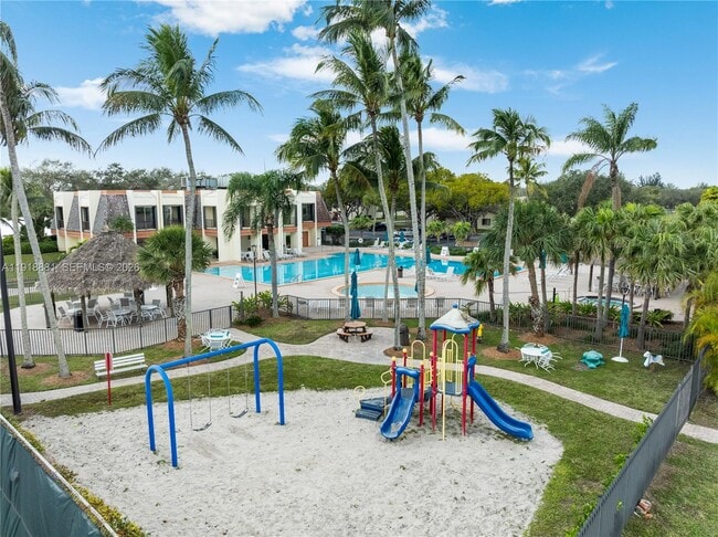 Building Photo - 7827 SW 106th Cir