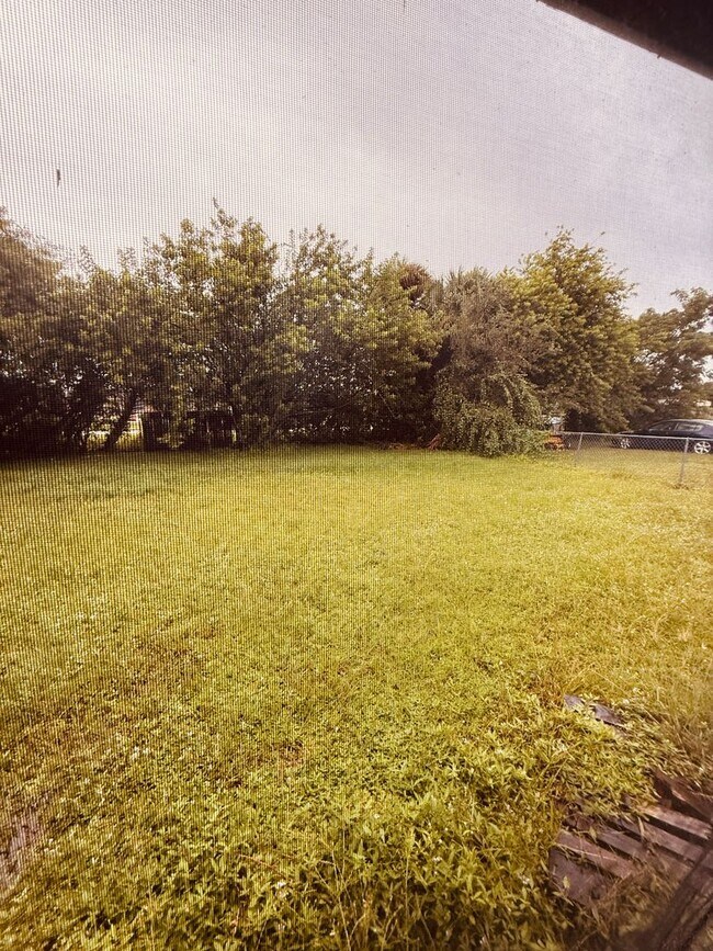 Building Photo - 3 BR / 1.5 BA HOME IN MELBOURNE