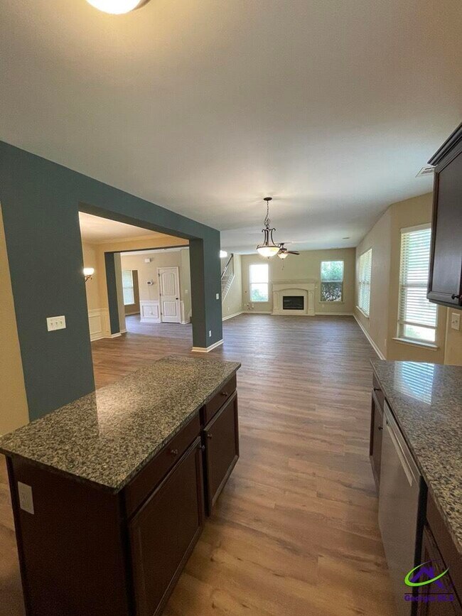 Building Photo - 108 Dog Fennel Ln