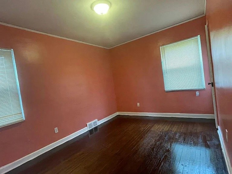 Building Photo - 13500 Rutherford St