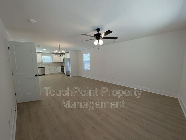 Building Photo - 1415 Arden Ave