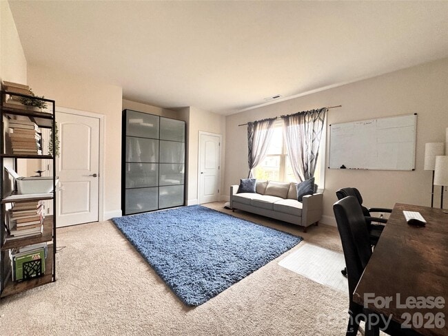 Building Photo - 10112 Pinecroft Creek Ln