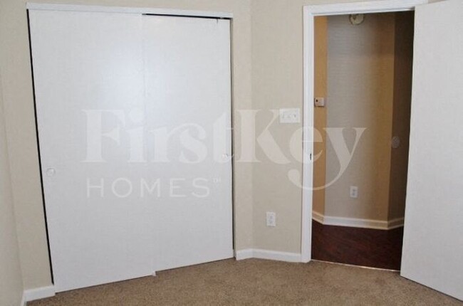 Building Photo - 5826 Emmert Way