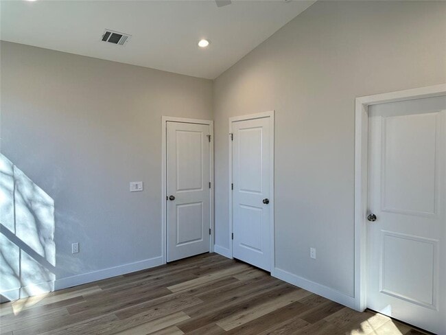 Building Photo - 1115 Neches St