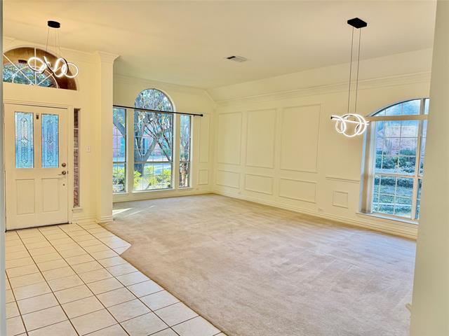 Building Photo - 708 Nettleton Dr