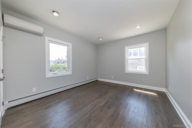 Building Photo - 57 Earle Ave