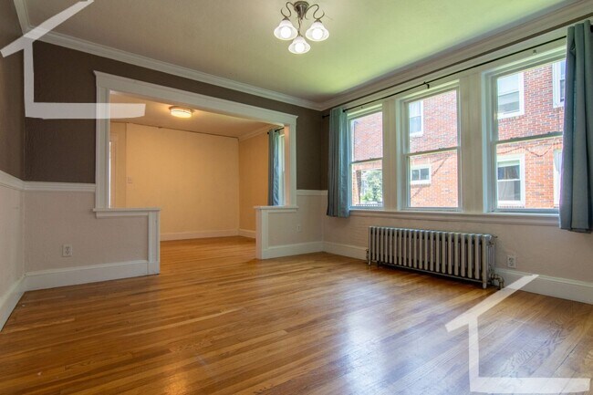 Building Photo - 68 Colborne Rd
