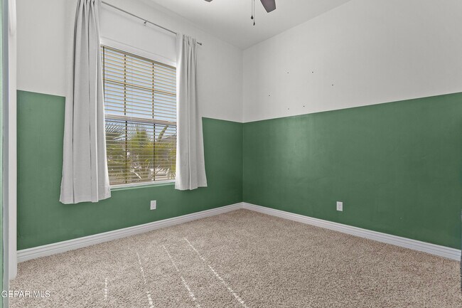 Building Photo - 13445 Emerald Crystal Dr