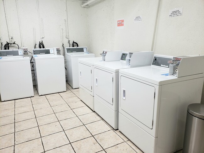 Main Laundry Room with ShinePay - 3455 Elm Ave