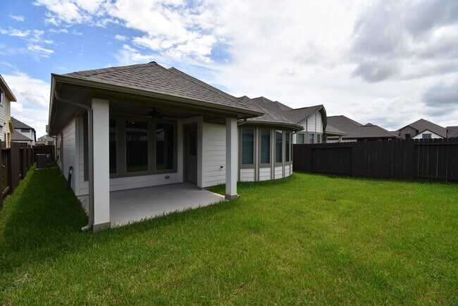 Building Photo - 8930 Field Daisy Ct