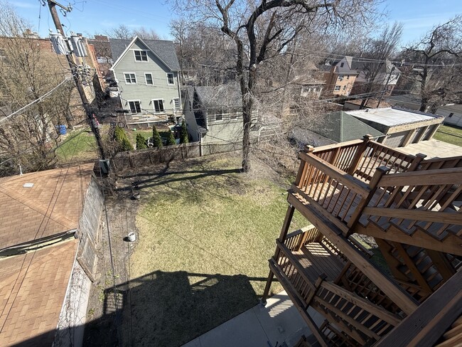 Building Photo - 3943 N Kostner Ave