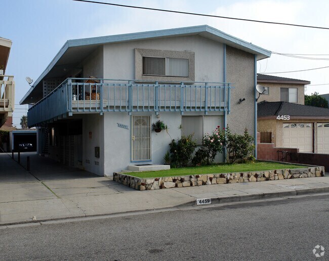 Building Photo - 4459 W 129th St