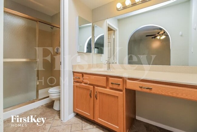 Building Photo - 1388 N Santa Anna Ct