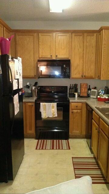 Kitchen - 7574 Avalon Blvd