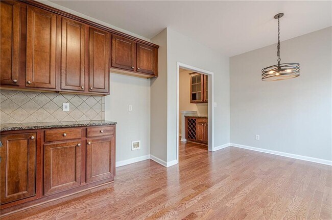 Building Photo - 4404 Village Field Place