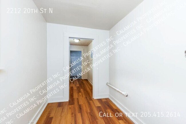 Building Photo - 2212 20th St N