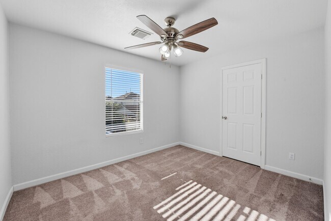 Building Photo - 11710 Fossil Rock Ln