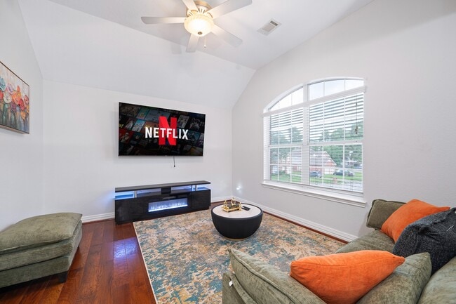 Building Photo - 7731 Malac Rd