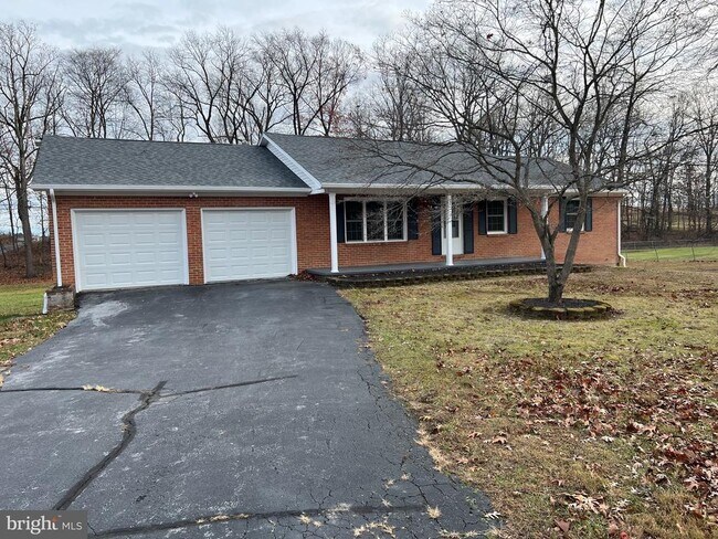 Building Photo - 2504 Butlers Chapel Rd