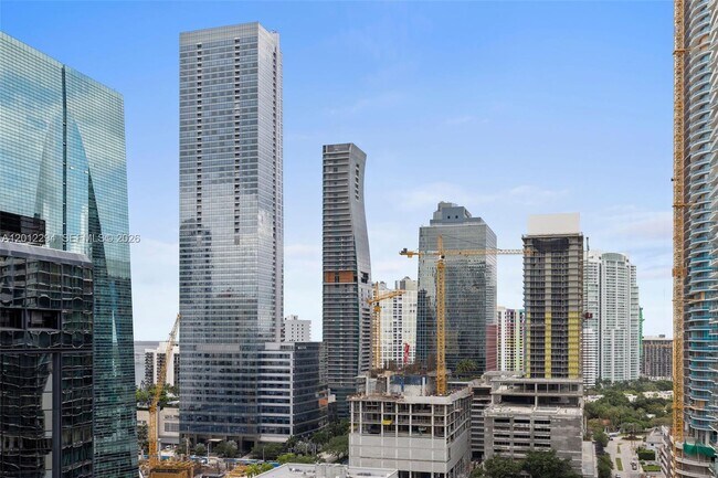 Building Photo - 1080 Brickell Ave