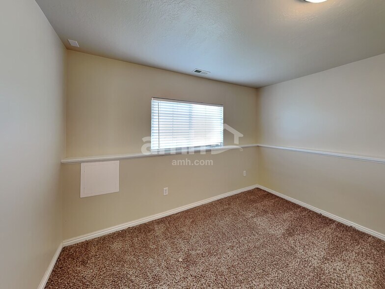 Building Photo - 2359 W 2075 N