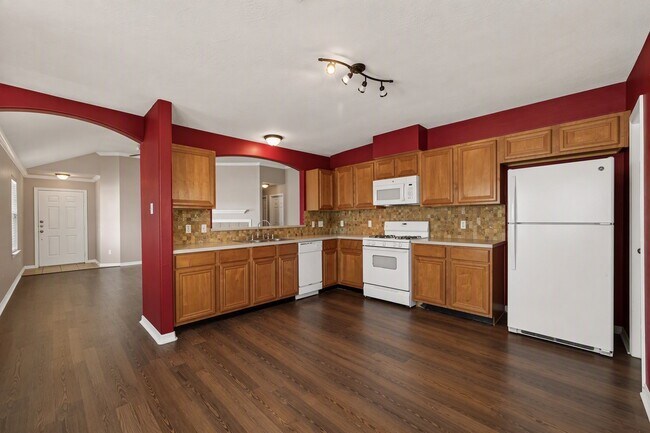 Building Photo - 25202 Clover Ranch Dr