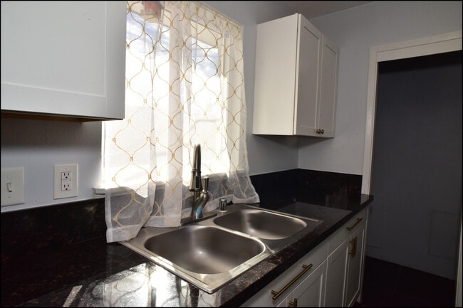 Building Photo - 3600 Volcanic Ave