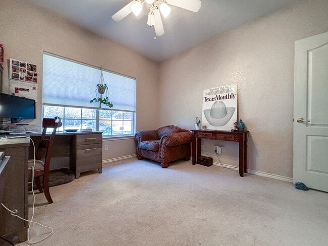 Building Photo - 1751 Loma Verde Dr