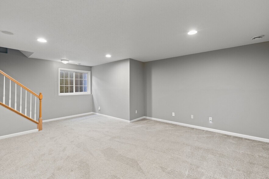 Building Photo - 15734 Porchlight Ln