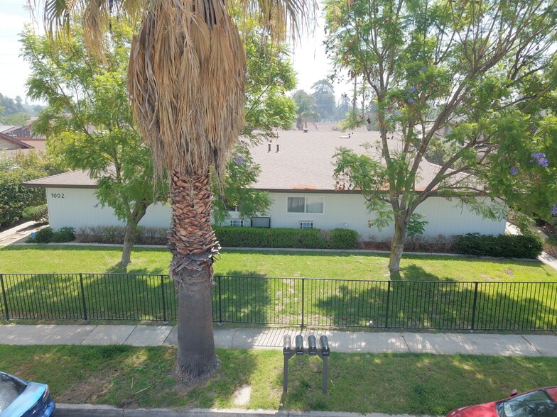 Building Photo - 1002 Lombard Dr