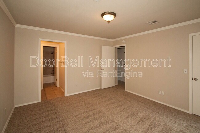 Building Photo - 9338 S 92nd E Ave