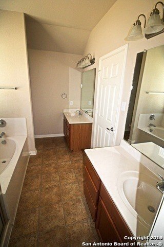 Building Photo - 9135 Mare Hunt